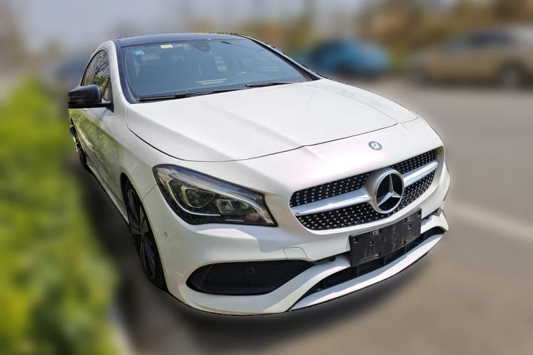Used Mercedes-Benz CLA 2016 Facelifted CLA 200 Stylish Edition Front Right 45 Deg