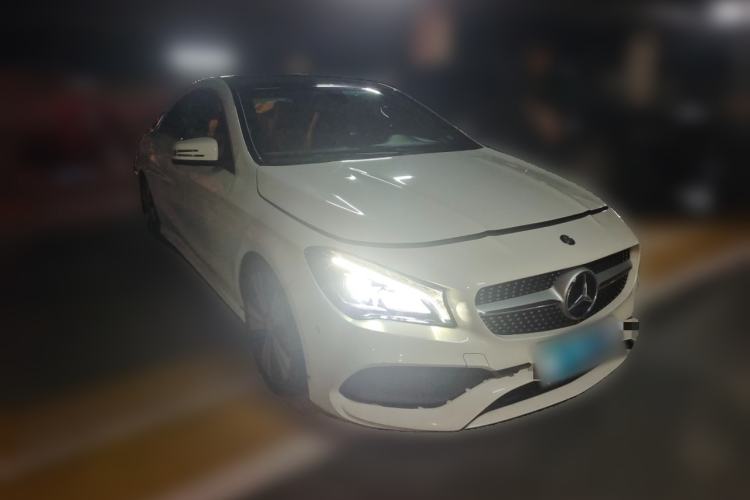 Used Mercedes-Benz CLA 2016 Facelifted CLA 200 Stylish Edition Front Right 45 Deg