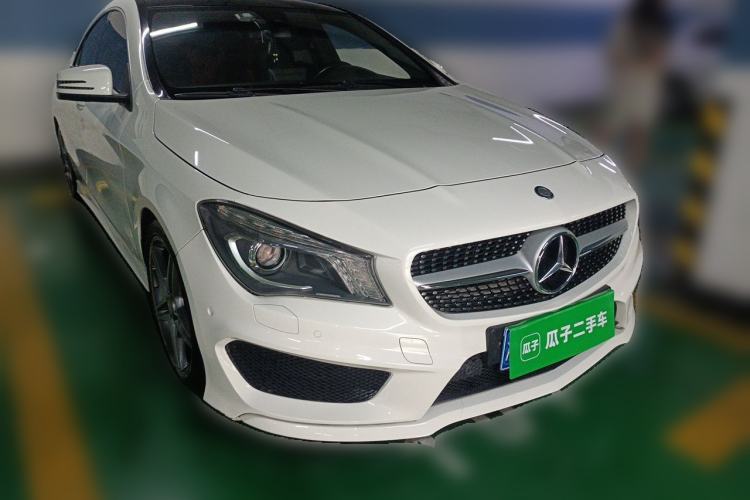 Used Mercedes-Benz CLA 2016 CLA 220 4MATIC Front Right 45 Deg