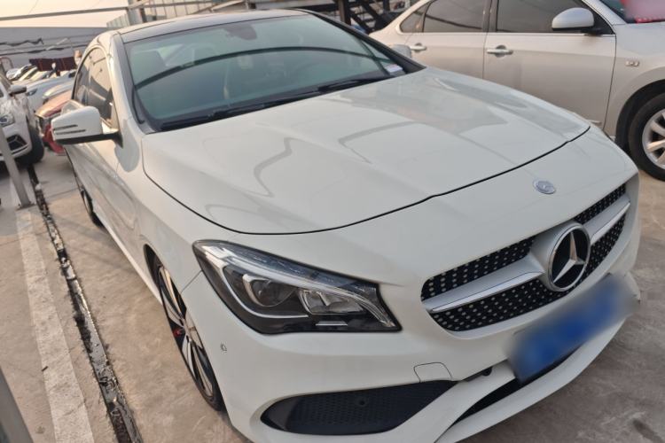 Used Mercedes-Benz CLA 2016 Facelifted CLA 200 Stylish Edition Front Right 45 Deg