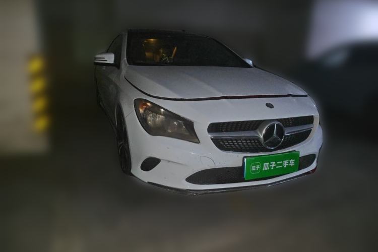 Used Mercedes-Benz CLA 2016 CLA 200 Style Edition Front Right 45 Deg
