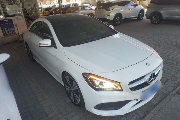 Used Mercedes-Benz CLA 2016 Facelifted CLA 200 Stylish Edition Front Right 45 Deg
