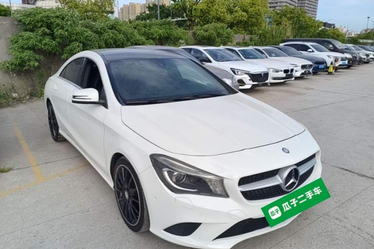Used Mercedes-Benz CLA 2016 CLA 200 Style Edition Front Right 45 Deg