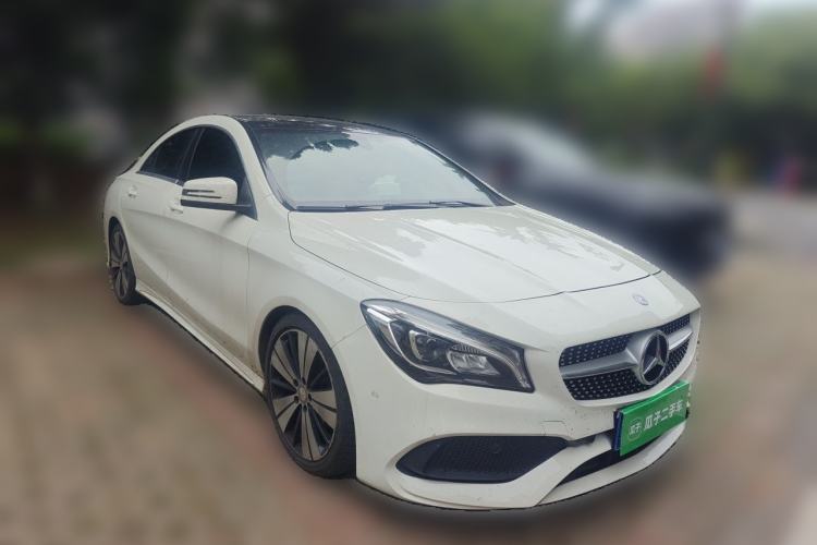 Used Mercedes-Benz CLA 2016 Facelifted CLA 200 Stylish Edition Front Right 45 Deg