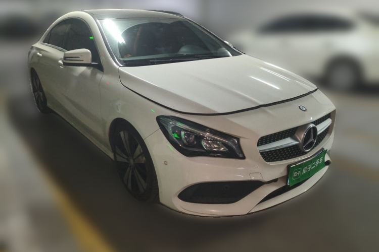 Used Mercedes-Benz CLA 2016 Facelifted CLA 200 Stylish Edition Front Right 45 Deg