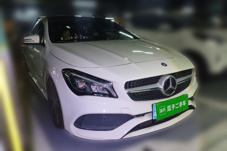 Used Mercedes-Benz CLA 2016 Facelifted CLA 200 Stylish Edition Front Right 45 Deg