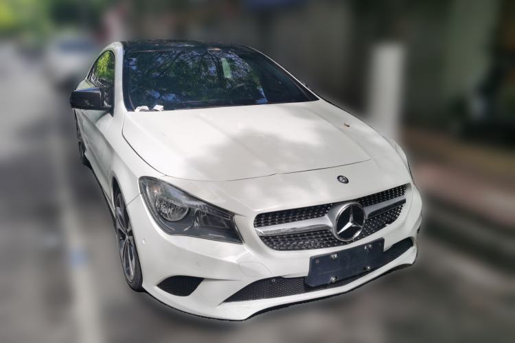 Used Mercedes-Benz CLA 2016 CLA 200 Sport Edition Front Right 45 Deg