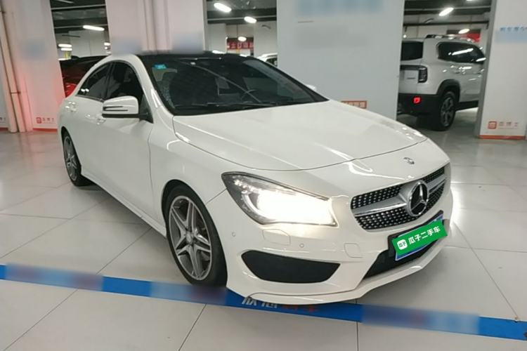 Used Mercedes-Benz CLA 2016 CLA 220 4MATIC Front Right 45 Deg