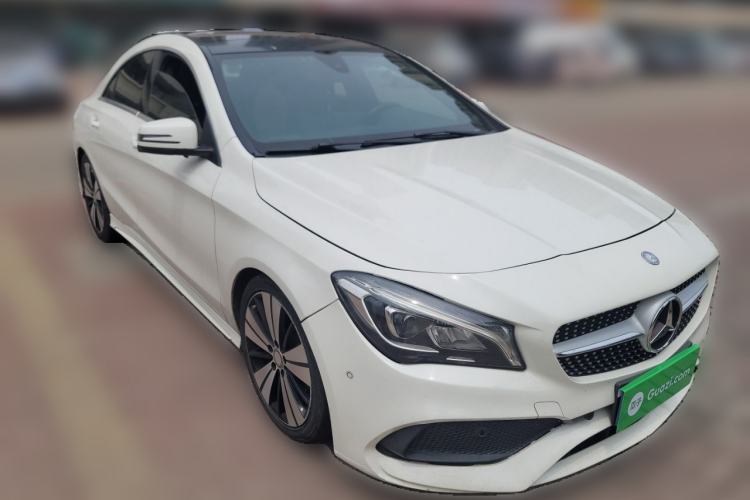 Used Mercedes-Benz CLA 2016 Facelifted CLA 200 Stylish Edition Front Right 45 Deg