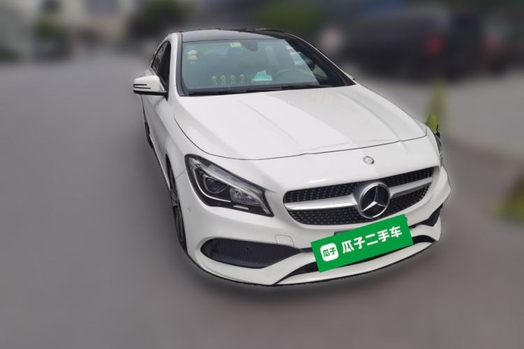 Used Mercedes-Benz CLA 2016 Facelifted CLA 200 Stylish Edition Front Right 45 Deg