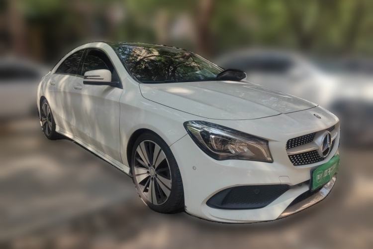 Used Mercedes-Benz CLA 2016 Facelifted CLA 200 Stylish Edition Front Right 45 Deg