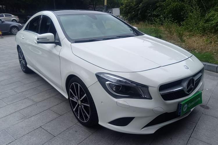 Used Mercedes-Benz CLA 2016 CLA 200 Style Edition Front Right 45 Deg