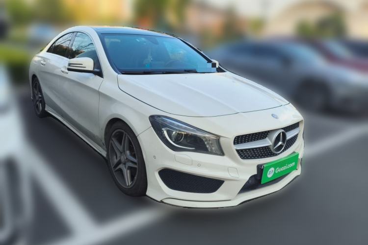 Used Mercedes-Benz CLA 2016 CLA 220 4MATIC Front Right 45 Deg
