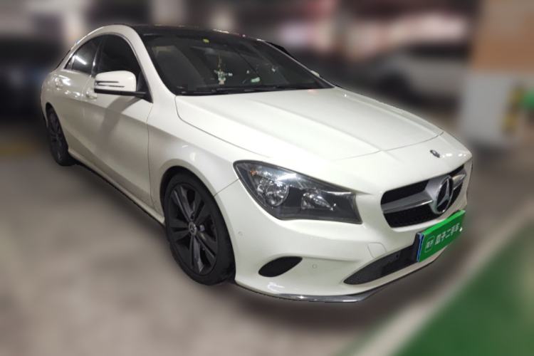 Used Mercedes-Benz CLA 2016 Refreshed CLA 200 Sport Edition Front Right 45 Deg