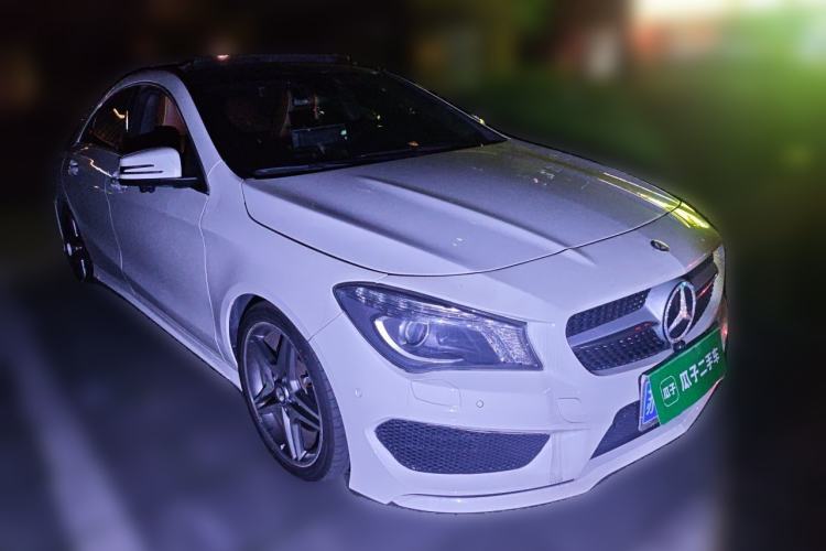 Used Mercedes-Benz CLA 2016 CLA 220 4MATIC Front Right 45 Deg