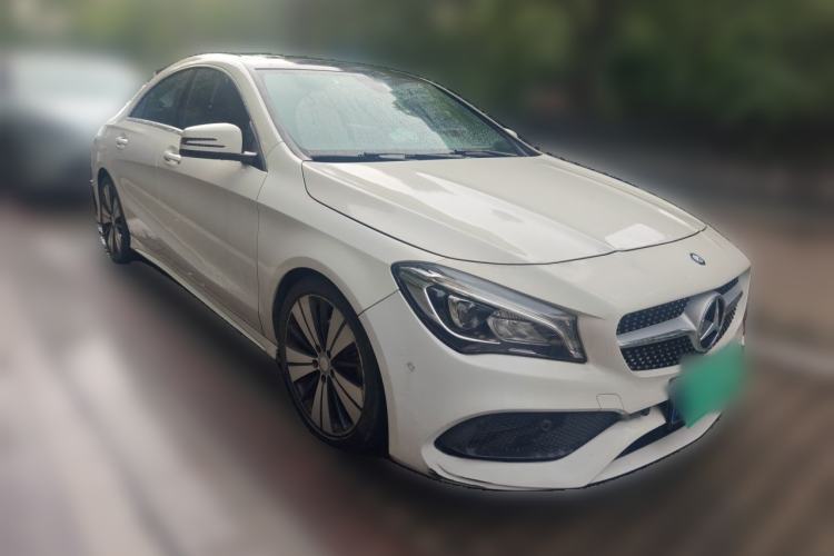 Used Mercedes-Benz CLA 2016 Facelifted CLA 200 Stylish Edition Front Right 45 Deg