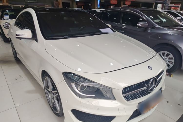 Used Mercedes-Benz CLA 2016 CLA 220 4MATIC Front Right 45 Deg