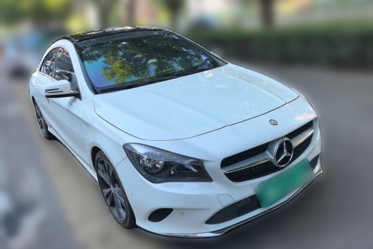 Used Mercedes-Benz CLA 2016 Refreshed CLA 200 Sport Edition Front Right 45 Deg