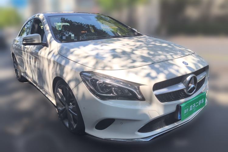 Used Mercedes-Benz CLA 2016 CLA 200 Sport Edition Front Right 45 Deg