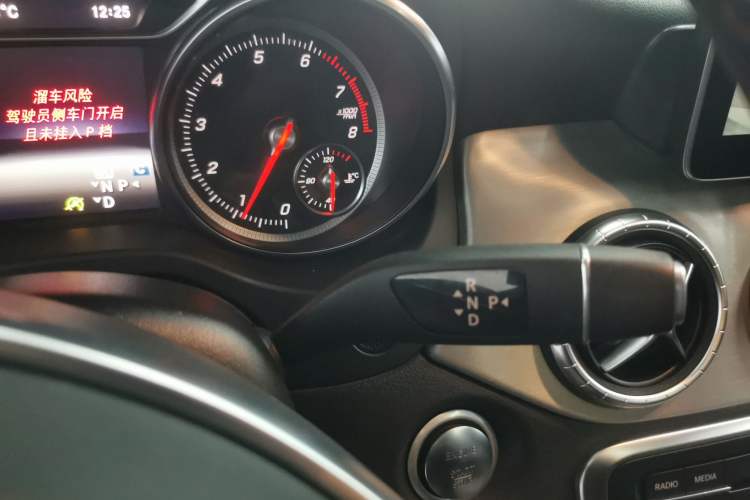 Used Mercedes-Benz CLA 2016 Year Restyled CLA 220 4MATIC Gear Lever