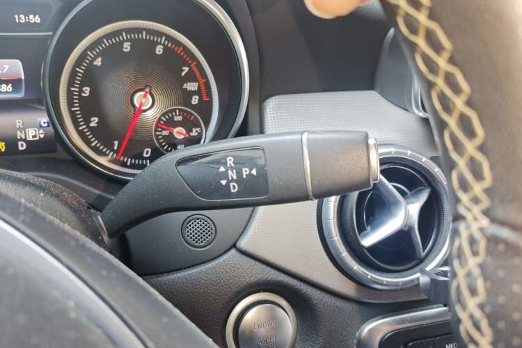Used Mercedes-Benz CLA 2016 Refreshed CLA 200 Sport Edition Gear Lever