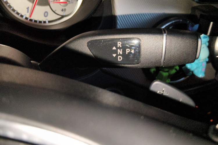 Used Mercedes-Benz CLA 2016 Refreshed CLA 200 Sport Edition Gear Lever
