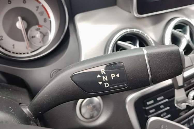 Used Mercedes-Benz CLA 2016 CLA 260 4MATIC Gear Lever