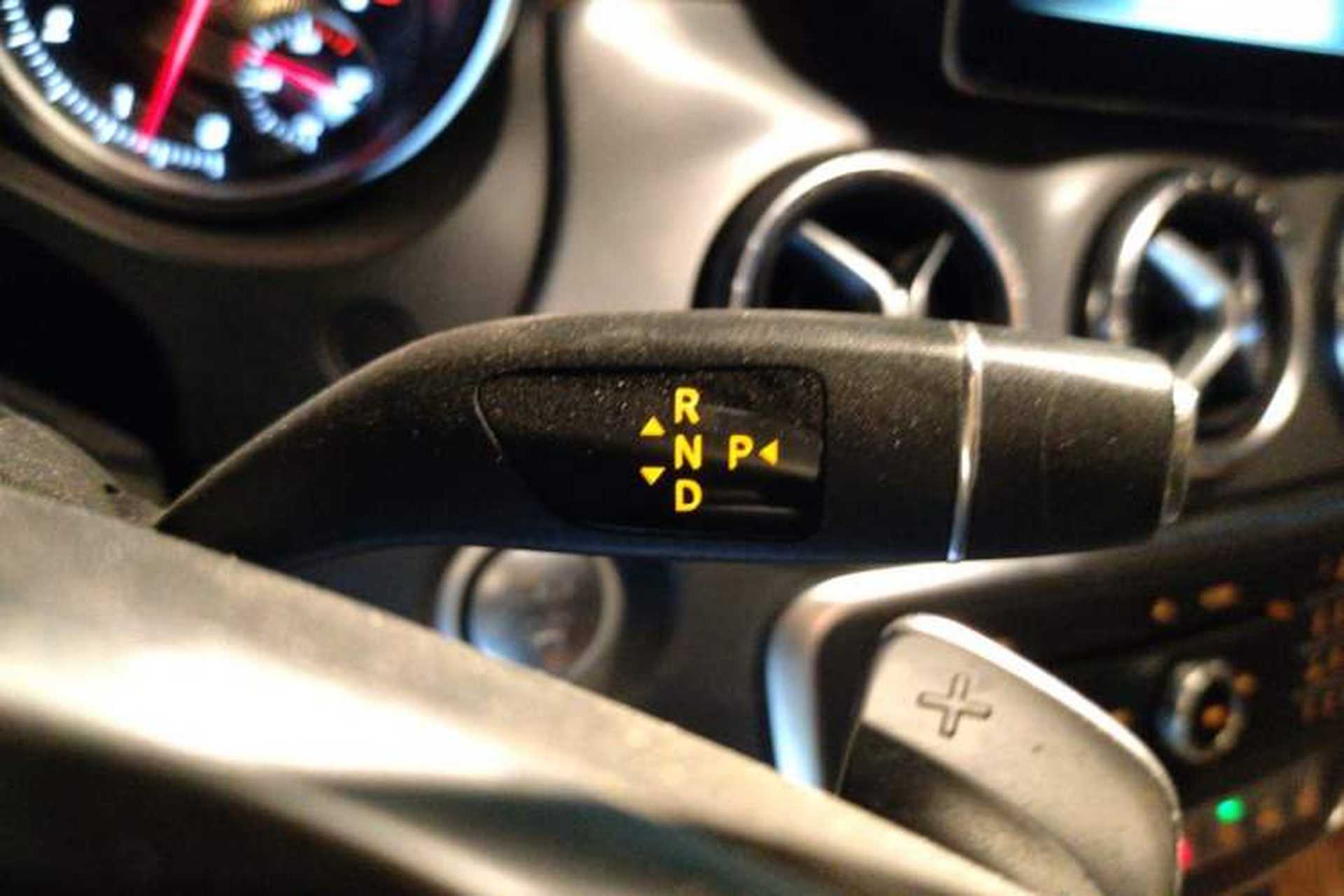Used Mercedes-Benz CLA 2016 Facelifted CLA 260 4MATIC Gear Lever
