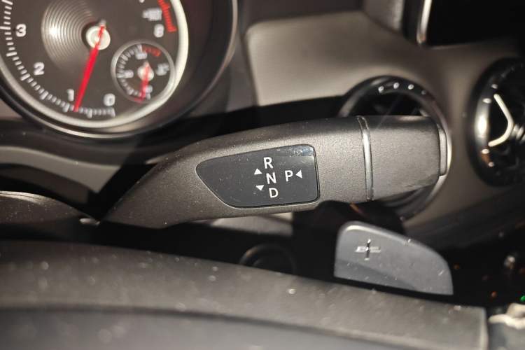 Used Mercedes-Benz CLA 2016 Facelifted CLA 200 Stylish Edition Gear Lever