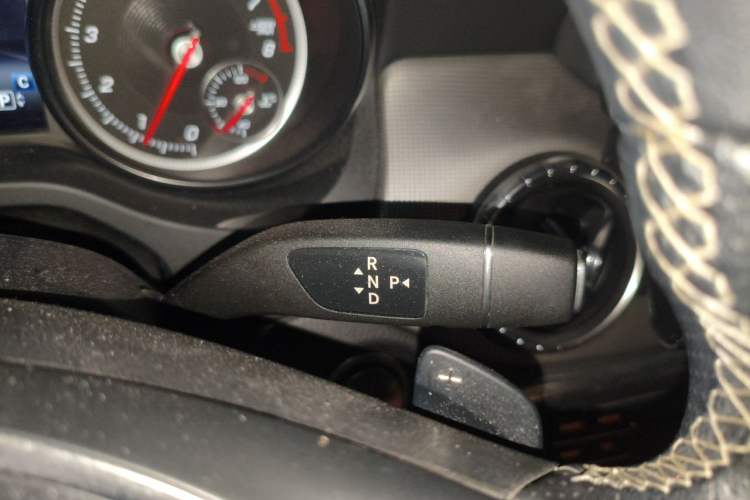 Used Mercedes-Benz CLA 2016 Facelifted CLA 200 Stylish Edition Gear Lever