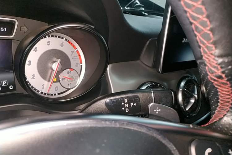 Used Mercedes-Benz CLA 2016 CLA 220 4MATIC Gear Lever