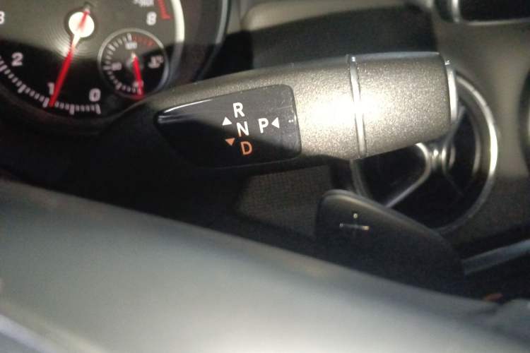 Used Mercedes-Benz CLA 2016 Refreshed CLA 200 Sport Edition Gear Lever
