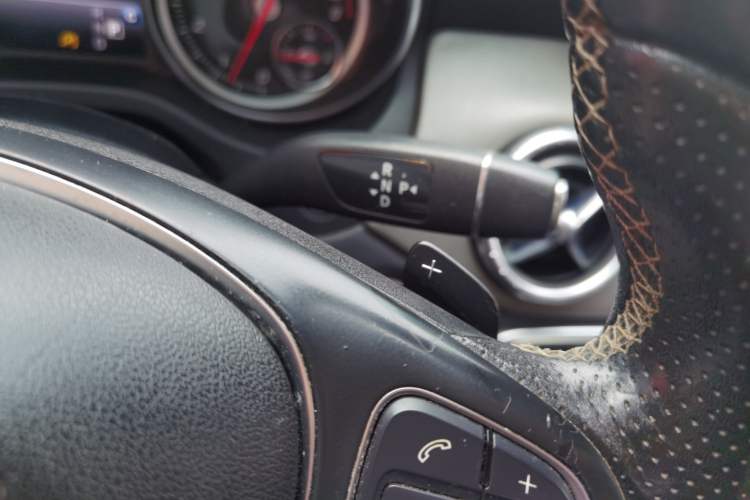 Used Mercedes-Benz CLA 2016 Facelifted CLA 200 Stylish Edition Gear Lever