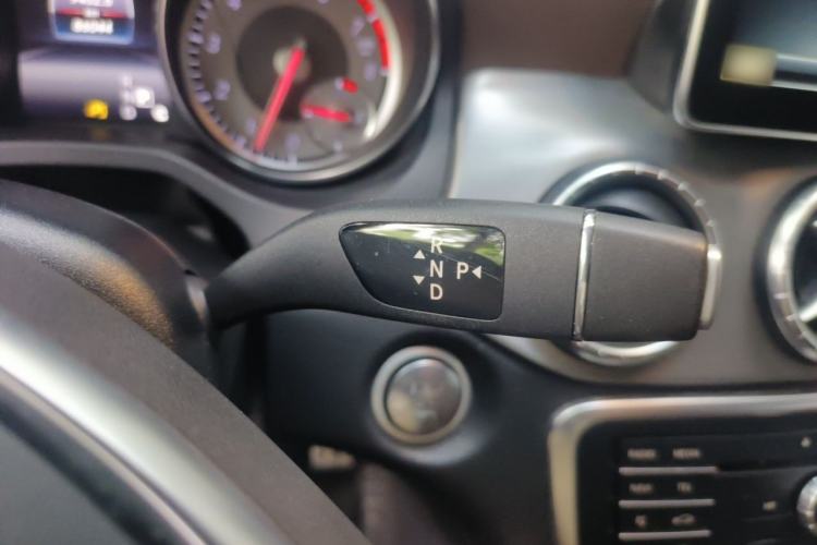 Used Mercedes-Benz CLA 2016 CLA 260 4MATIC Gear Lever