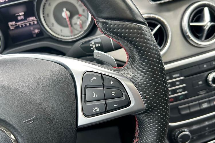 Used Mercedes-Benz CLA 2016 CLA 220 4MATIC Gear Lever