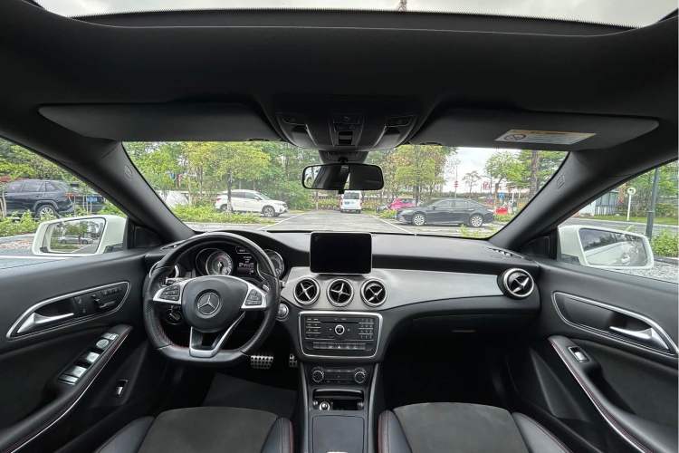 Used Mercedes-Benz CLA 2016 CLA 220 4MATIC Headliner