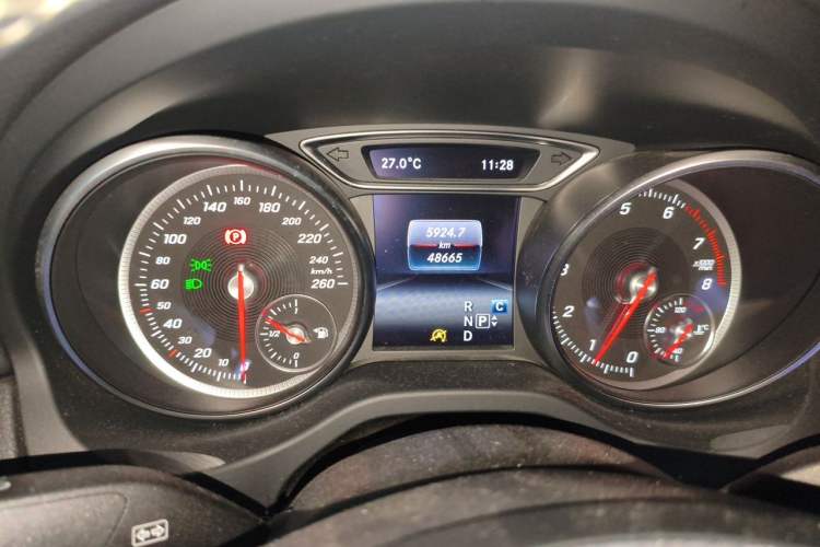 Used Mercedes-Benz CLA 2016 Facelifted CLA 200 Stylish Edition Instrument Cluster