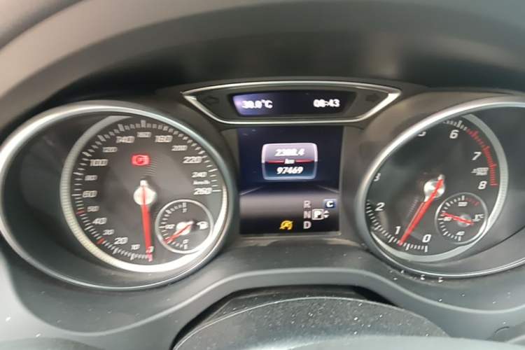 Used Mercedes-Benz CLA 2016 Refreshed CLA 200 Sport Edition Instrument Cluster