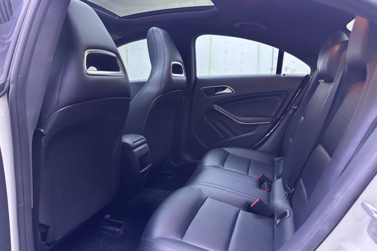 Used Mercedes-Benz CLA 2016 CLA 200 Style Edition Interior 1