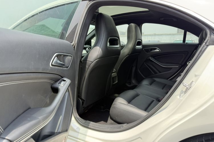 Used Mercedes-Benz CLA 2016 CLA 200 Style Edition Interior 11