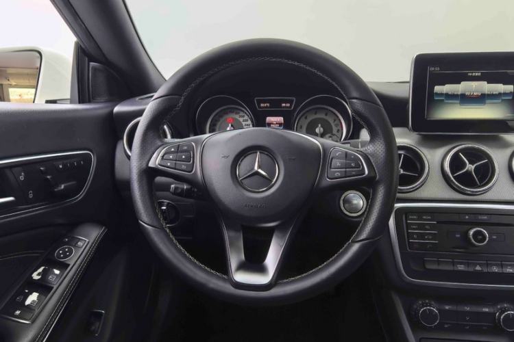 Used Mercedes-Benz CLA 2016 CLA 200 Style Edition Interior 12