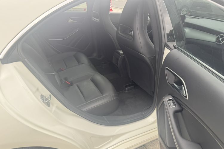 Used Mercedes-Benz CLA 2016 CLA 200 Style Edition Interior 2