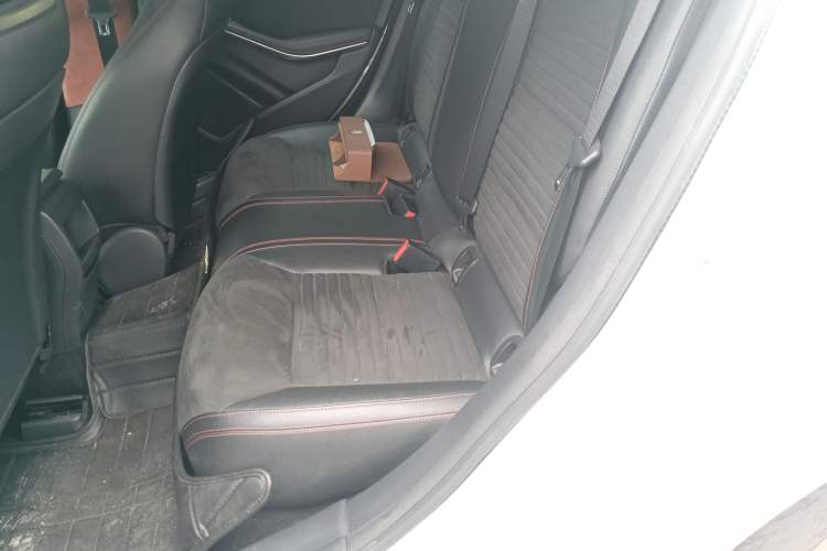 Used Mercedes-Benz CLA 2016 CLA 220 4MATIC Interior 4