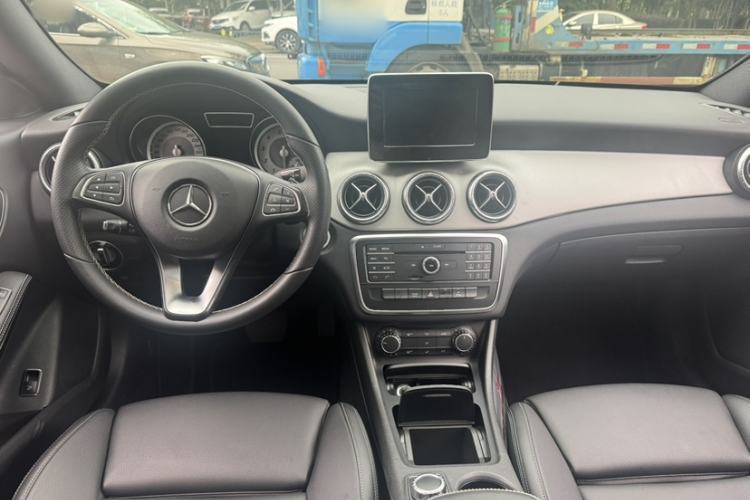 Used Mercedes-Benz CLA 2016 CLA 200 Style Edition Interior 4