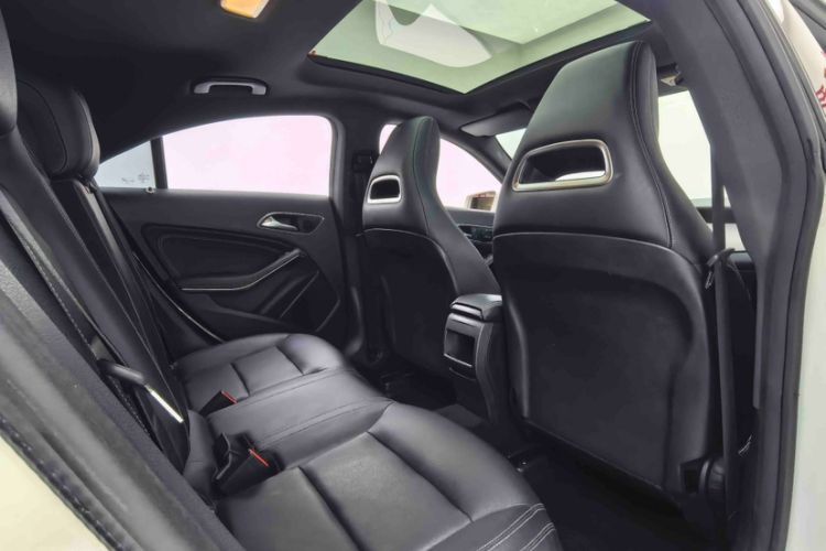 Used Mercedes-Benz CLA 2016 CLA 200 Style Edition Interior 5