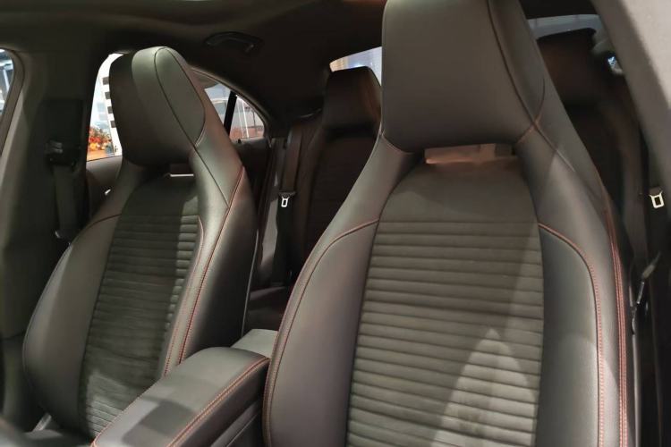 Used Mercedes-Benz CLA 2016 CLA 220 4MATIC Interior 5