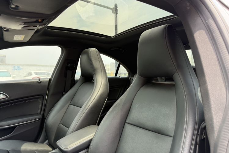 Used Mercedes-Benz CLA 2016 CLA 200 Style Edition Interior 6