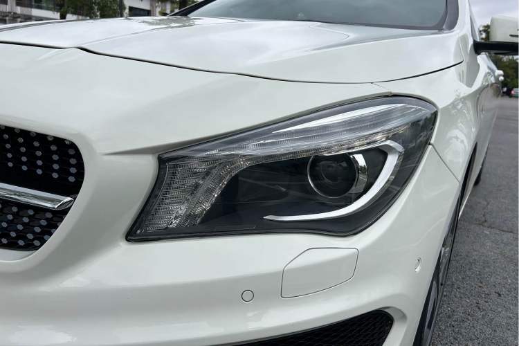 Used Mercedes-Benz CLA 2016 CLA 220 4MATIC Left Front Headlight