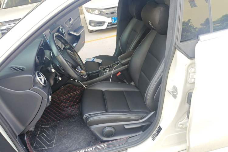 Used Mercedes-Benz CLA 2016 Refreshed CLA 200 Sport Edition Left Front Seat