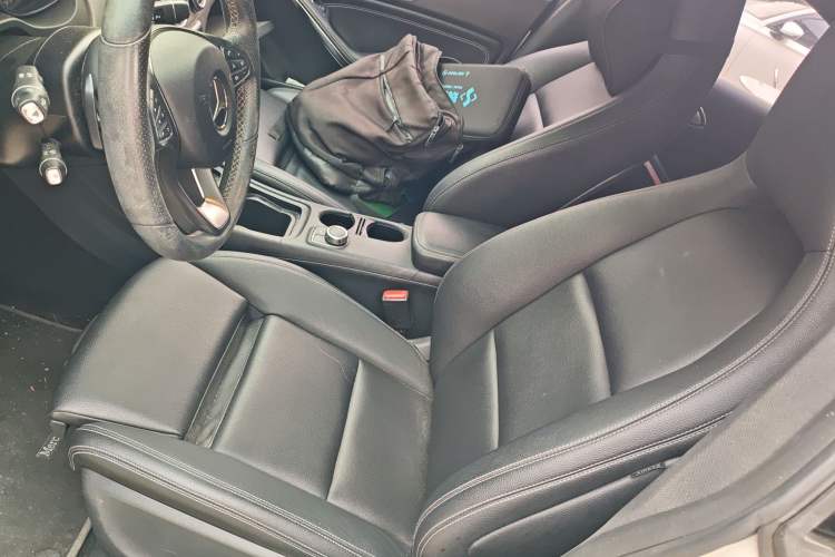 Used Mercedes-Benz CLA 2016 Facelifted CLA 200 Stylish Edition Left Front Seat